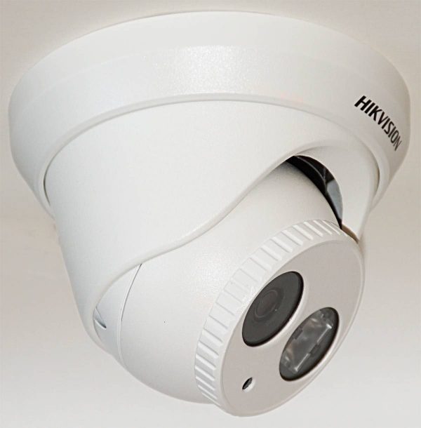 Turret IP 2 Megapixel / Lente 2.8 mm / Ultra Baja Iluminación / 30 mts IR EXIR / WDR / IP67 / Hik-Connect / Video Analíticos / PoE / Micro SD / Onvif